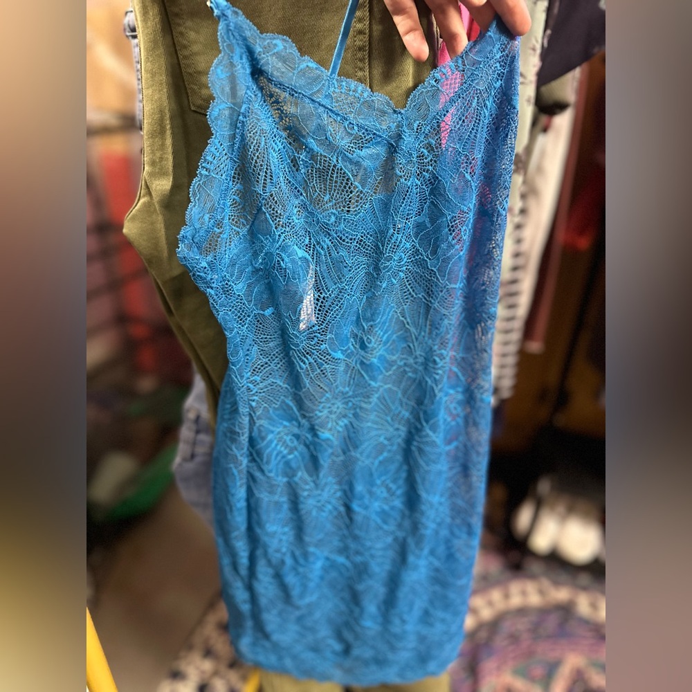 63. Victorias Secret Lace Like Nightgown Sz XS